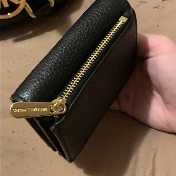 Michael kors wallet - Picture 7 of 8